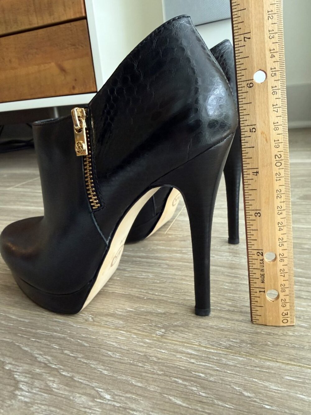 Michael Kors York Black High Heel Ankle Boots - Picture 10 of 11